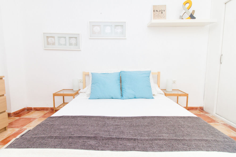 Apartamentos Malaga Centro Hernan Ruiz De 4 A 8 Personas Exterior photo