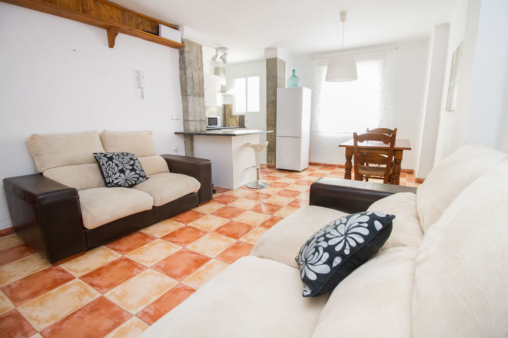 Apartamentos Malaga Centro Hernan Ruiz De 4 A 8 Personas Exterior photo