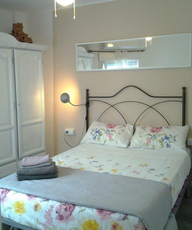 Apartamentos Malaga Centro Hernan Ruiz De 4 A 8 Personas Exterior photo